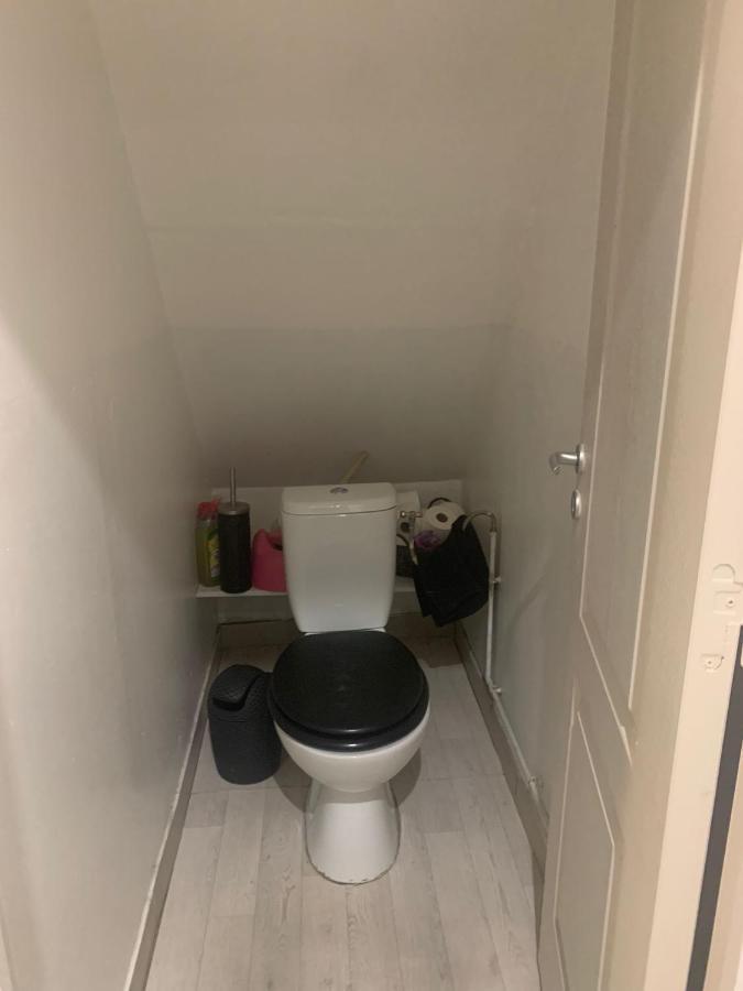 Charmante Petite Maison Мобёж Экстерьер фото